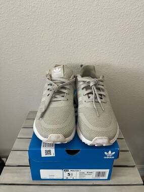 Adidas Multix J Big Kids' Sneakers Sesame/White (GW3001)